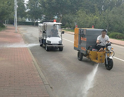 小型电动环卫三轮高压冲洗车，环卫工人清洗道路的必备工具