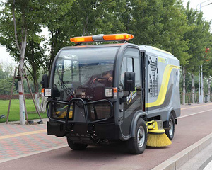 純電動道路洗掃車BY-CS60